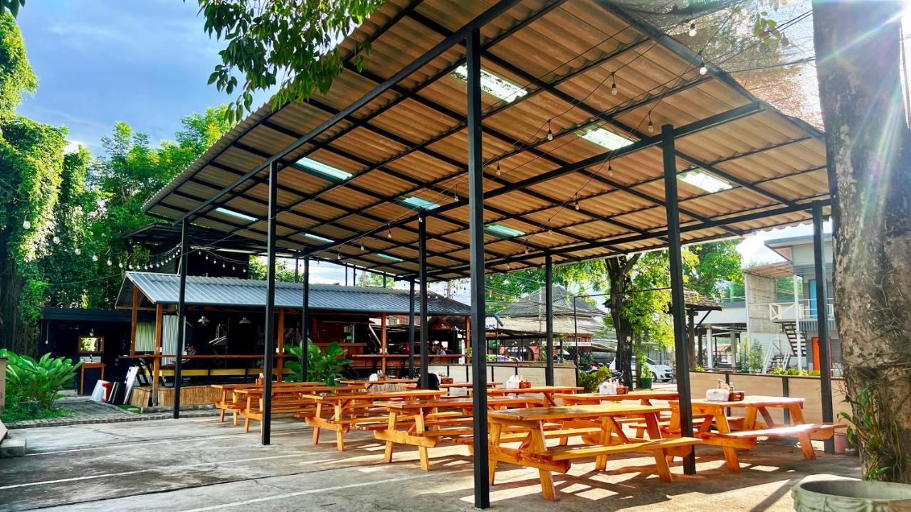Revolution Hostel Pai Exterior foto